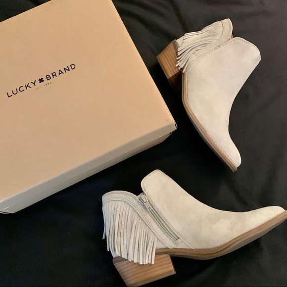 • [Lucky Brand] Suede Fringe Booties • - Picture 5 of 15